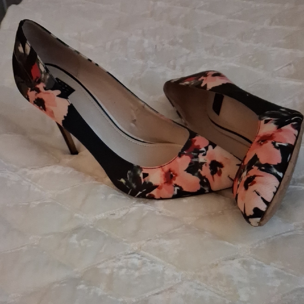 White House Black Market Floral Heels - Black and Pink